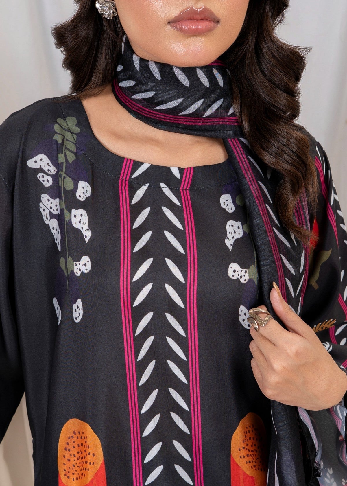RUKHSAR BLACK 3PCS