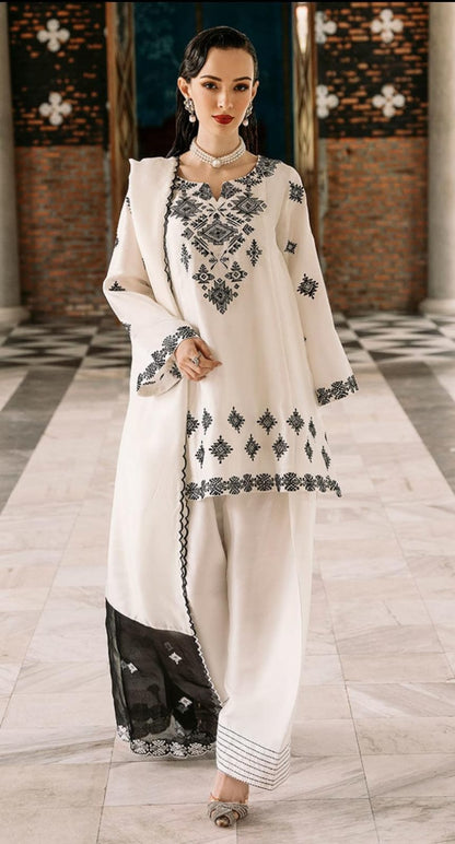 Elsa Embroidered 3PC set