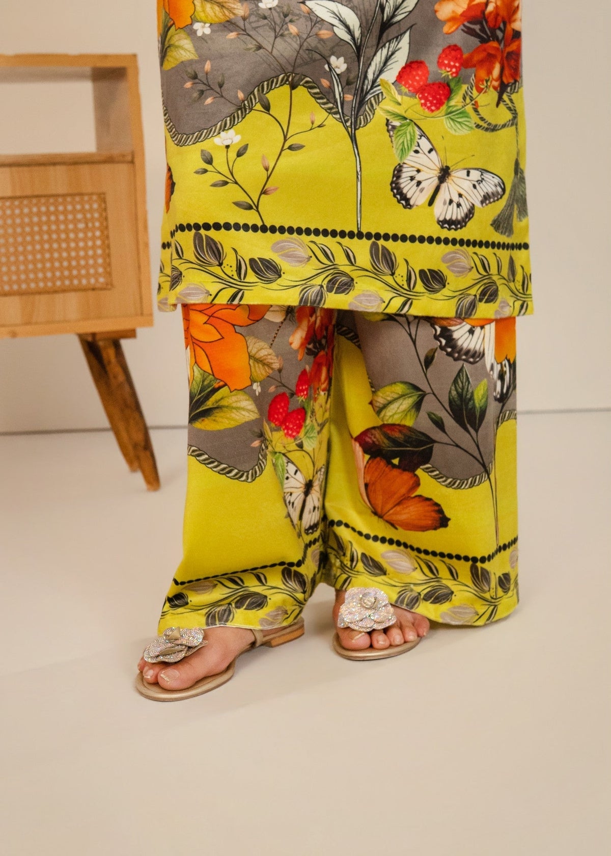BUTTERFLY BOLD 2PCS
