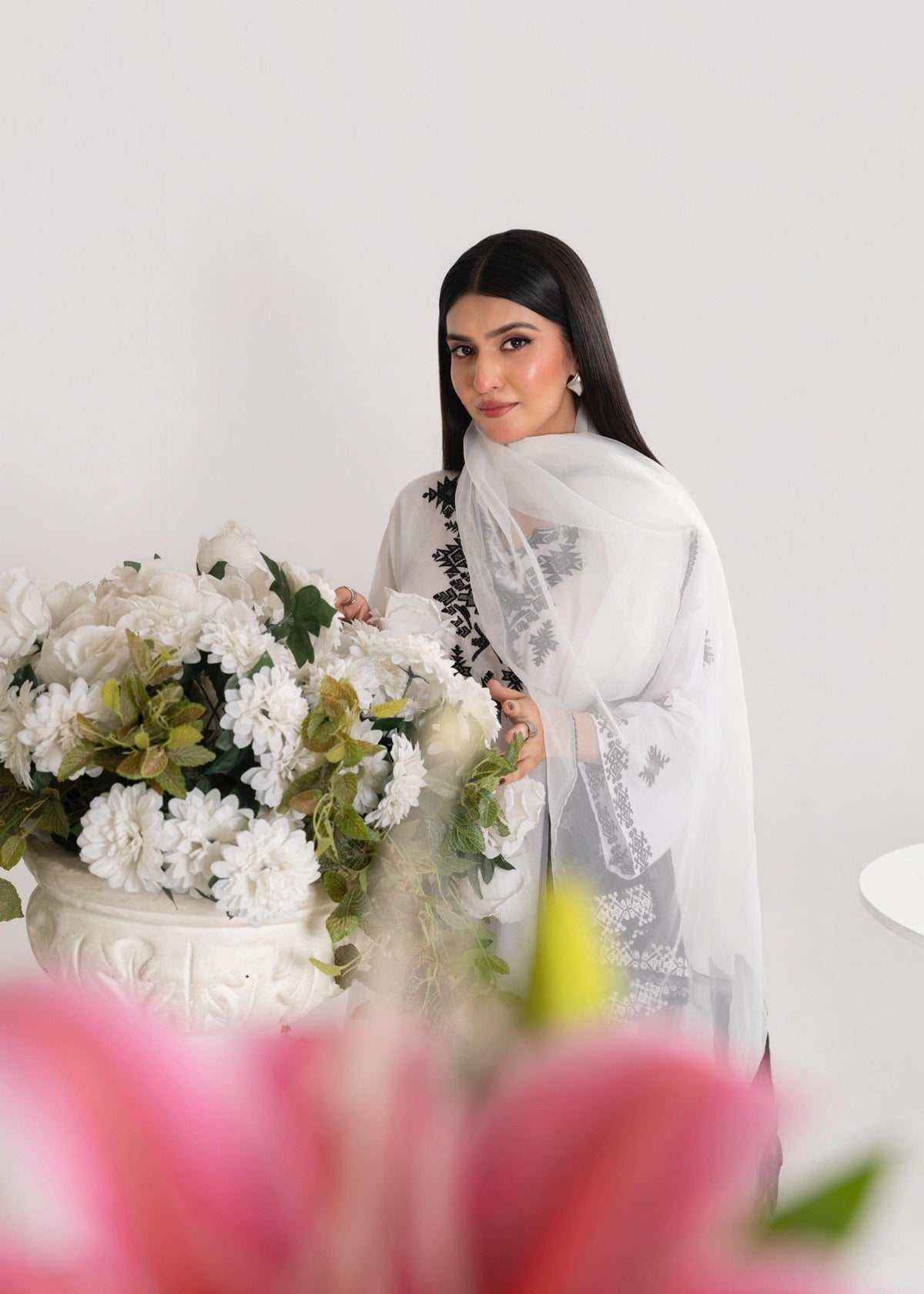 WHITE CHARM (FARSHI SHALWAR) 3PCS