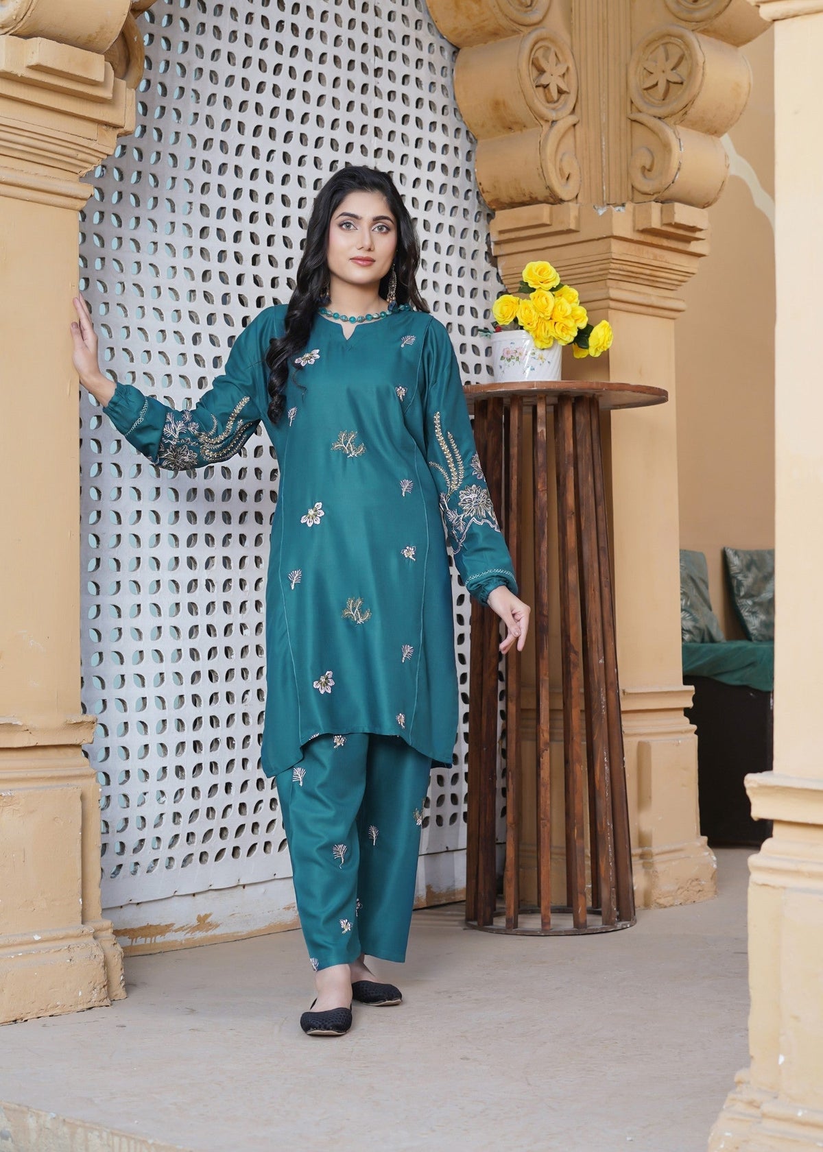 AMIYA EMBROIDERED 2PCS - ZINK