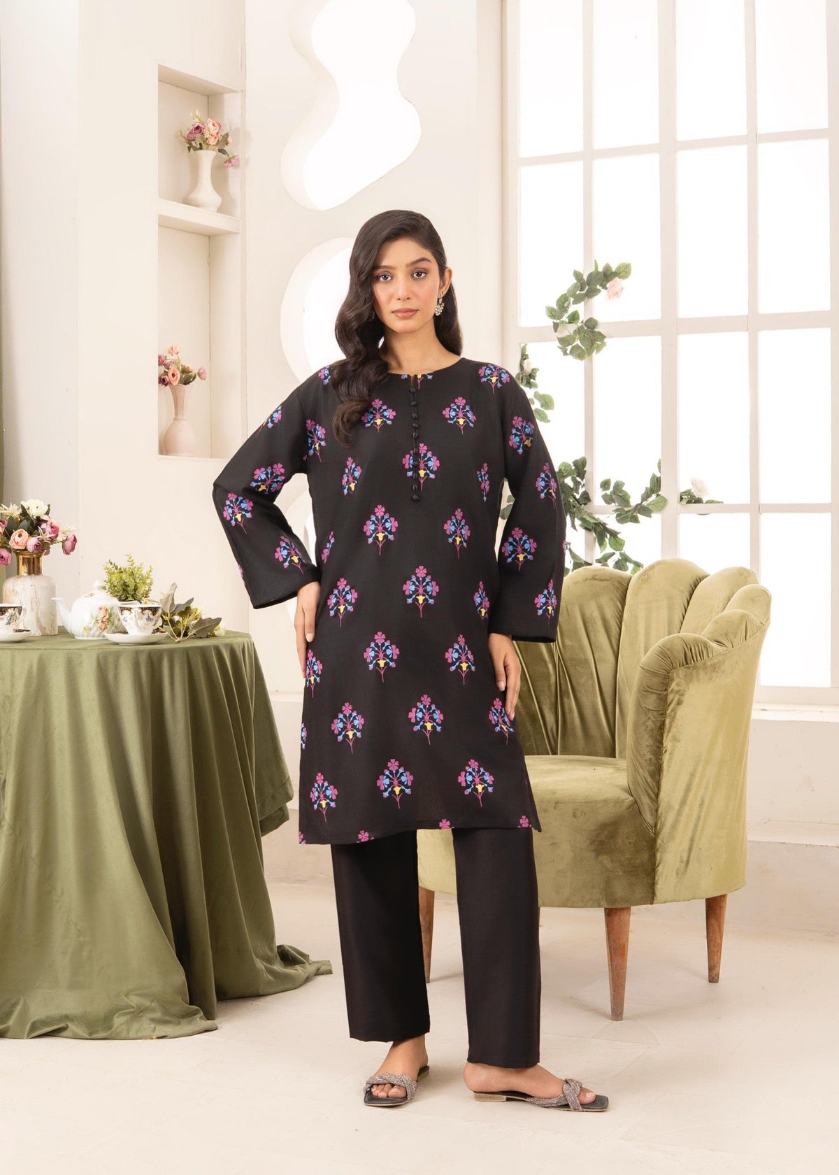 BLACK BLOSSOM 2PCS