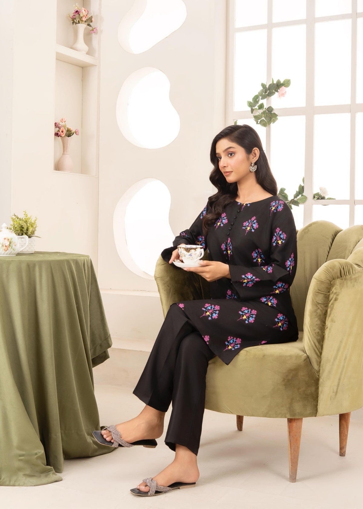 BLACK BLOSSOM 2PCS