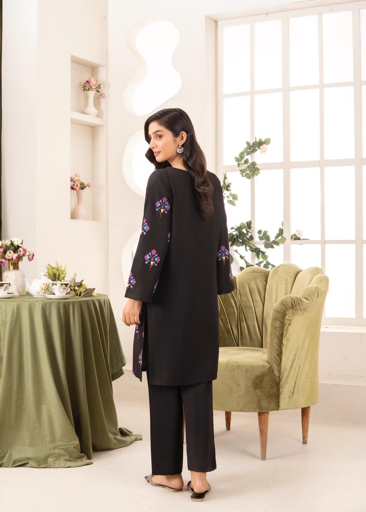 BLACK BLOSSOM 2PCS