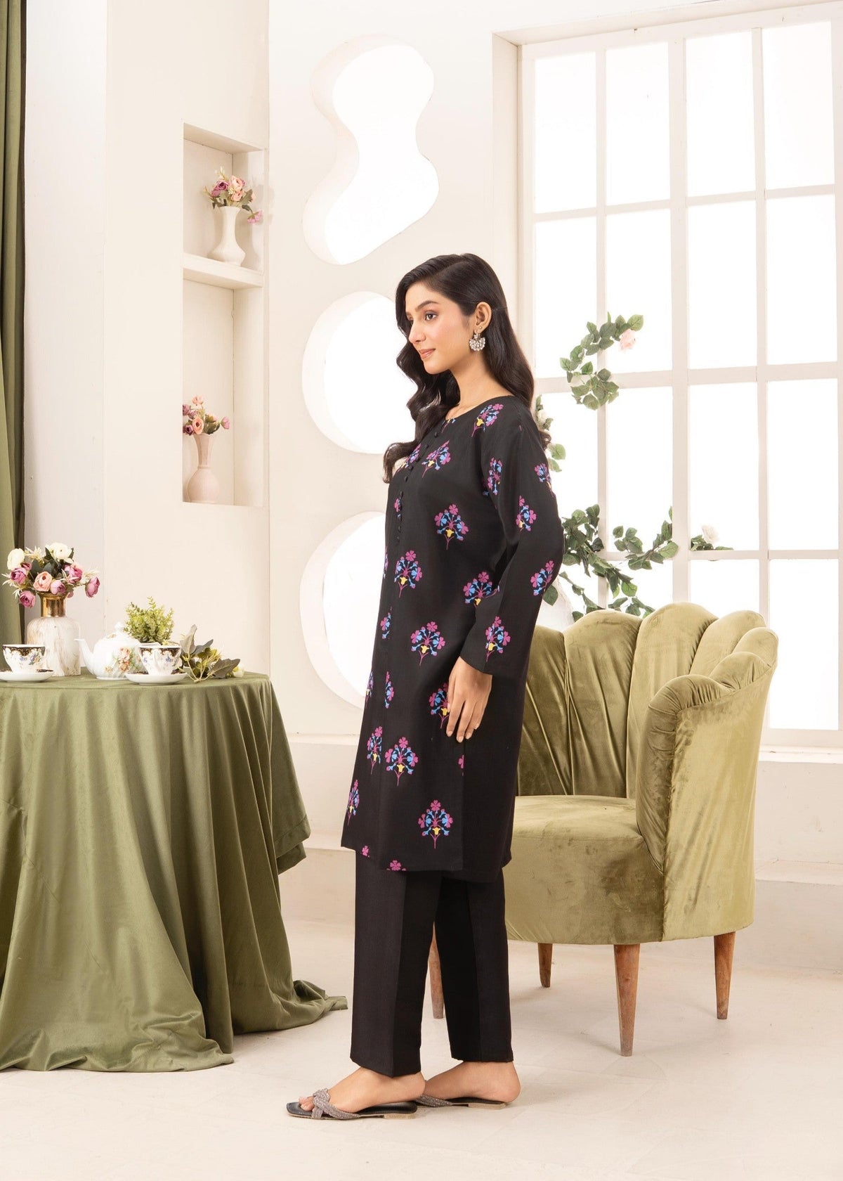 BLACK BLOSSOM 2PCS