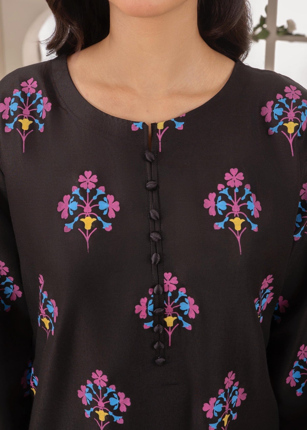 BLACK BLOSSOM 2PCS