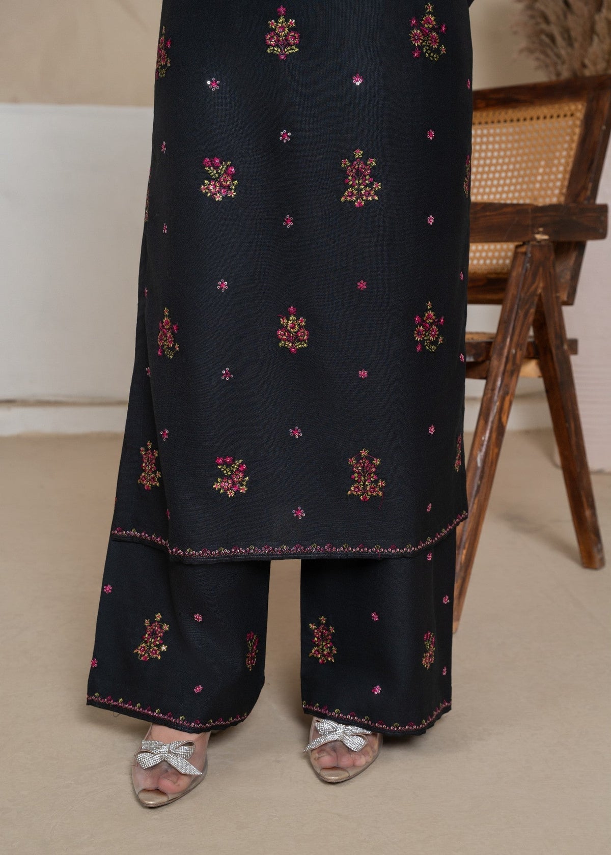 OLIVE EMBROIDERED 3PCS