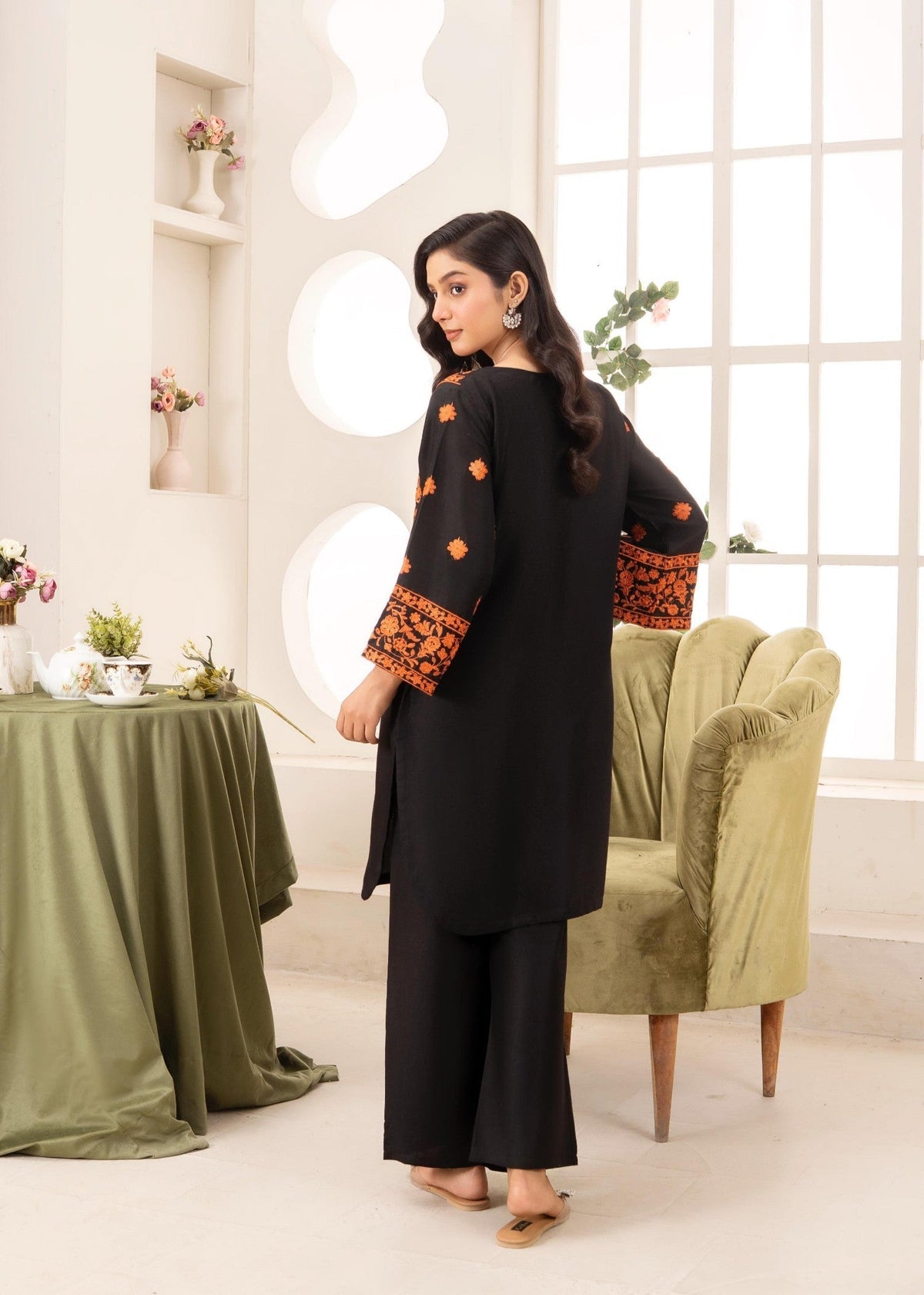 BLACK LAVA 2PCS