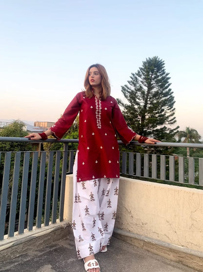 Parwaaz Emb 2pc
