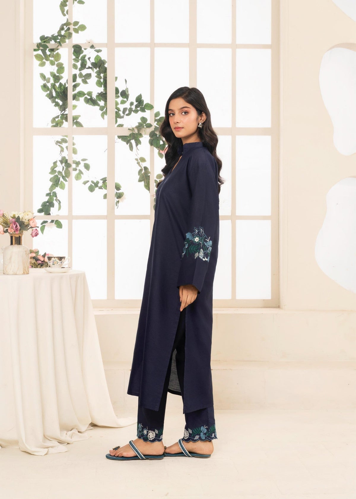 ZUMAR EMBROIDERED 2PCS