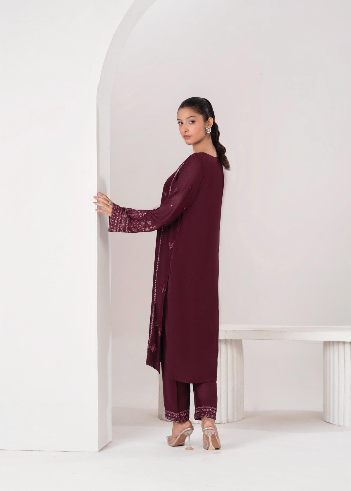 LARA EMBROIDERED 2PCS - PLUM